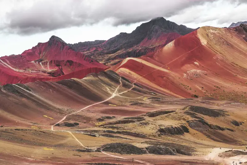 Hikes in Red Valley