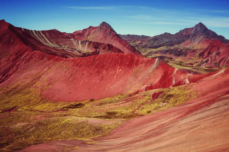 Hikes in Red Valley